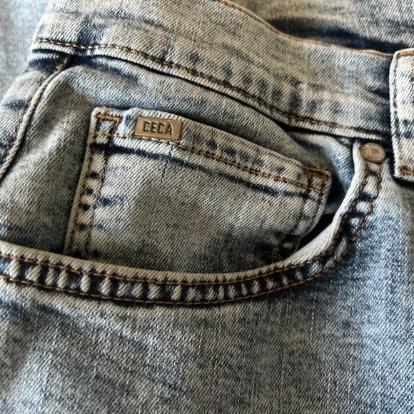 CECA UTILITY CARGO JEANS ZIPPER BLACK/BLUE
Like new condition
Size:40 - Picture 8 of 9